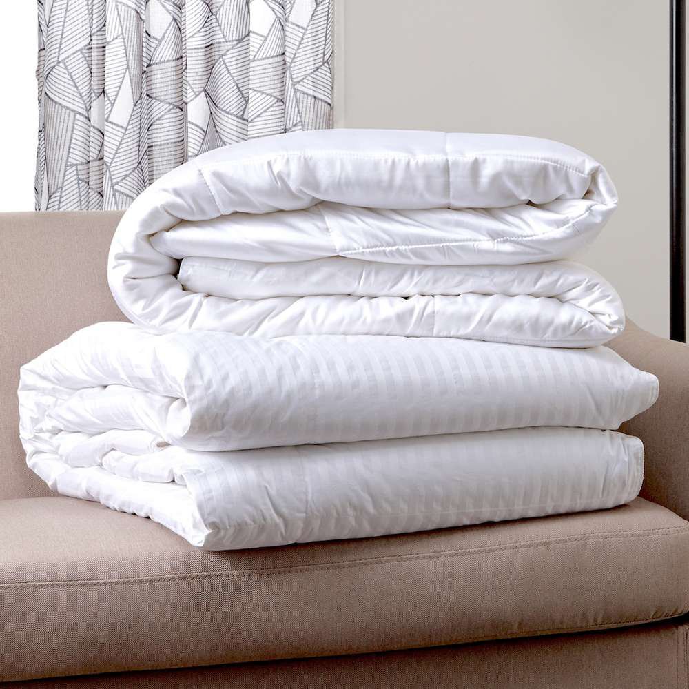 Couette de luxe en imitation duvet — Duvets 2