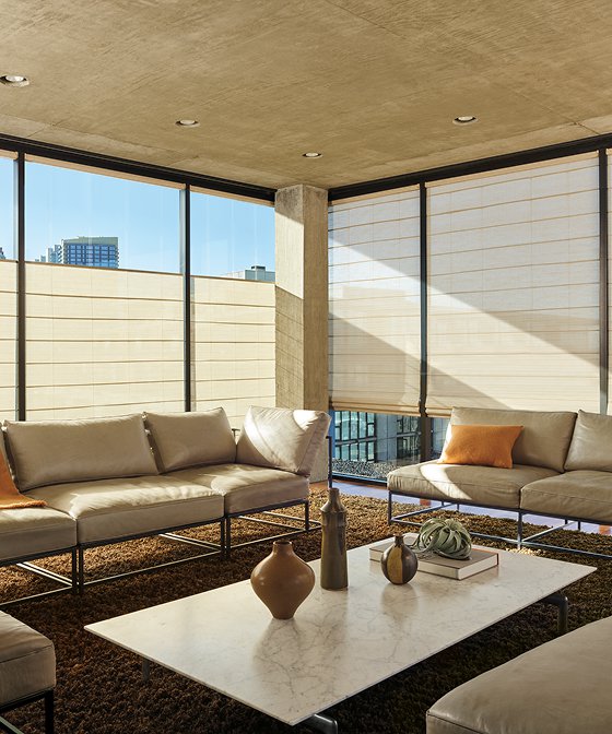 Alustra® Woven Textures® stores romains